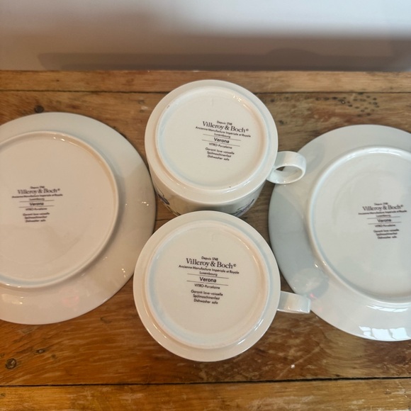 Vintage Porcelain tea cups + saucers in 'Verona' pattern by Villeroy & Boch x 2 - Picture 7 of 10